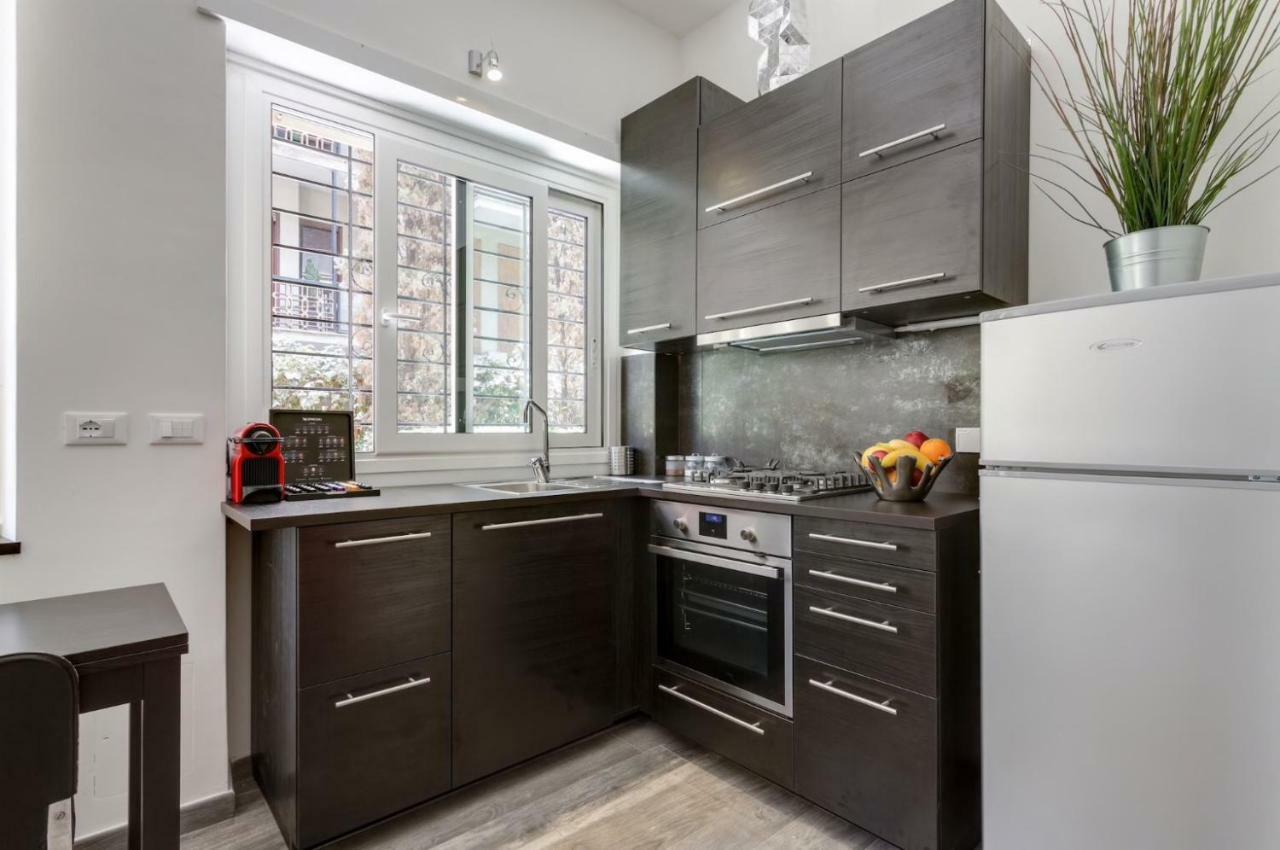 Porta Latina Suite - Private Apartment Rome'S Center Екстер'єр фото