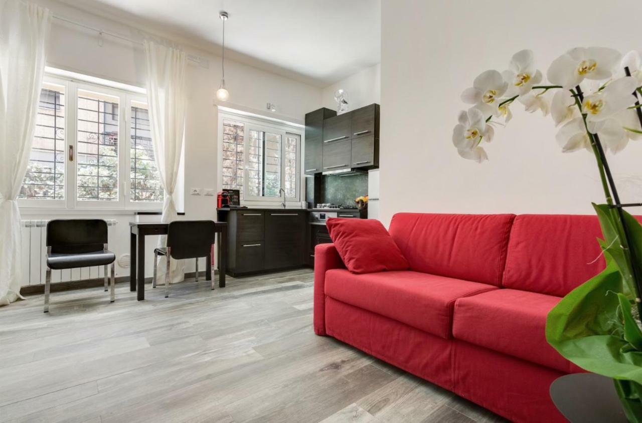 Porta Latina Suite - Private Apartment Rome'S Center Екстер'єр фото