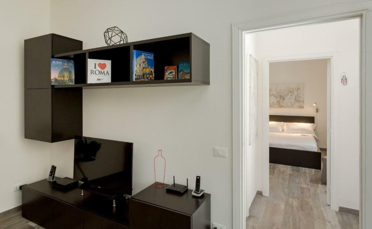 Porta Latina Suite - Private Apartment Rome'S Center Екстер'єр фото